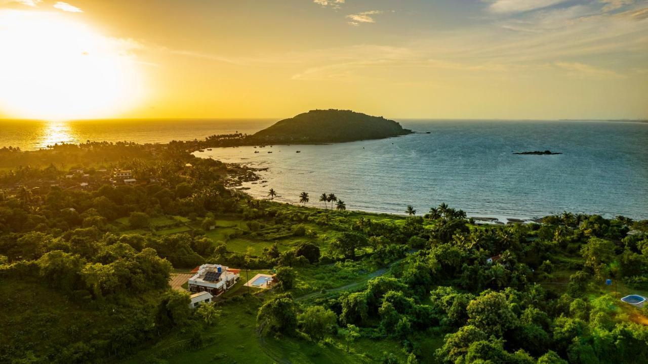 Spicy Mango Ocean Paradise - Luxurious Sea View Villa In Alibaug Christpada Eksteriør bilde